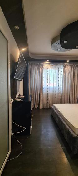 Apartament cu 2 camere decomandat în Micro 20
