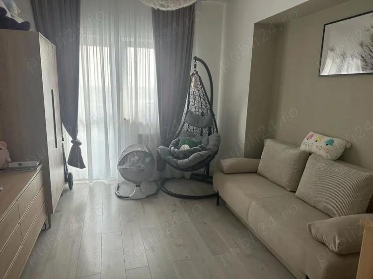 Apartament cu 3 camere decomandat în Apărătorii Patriei