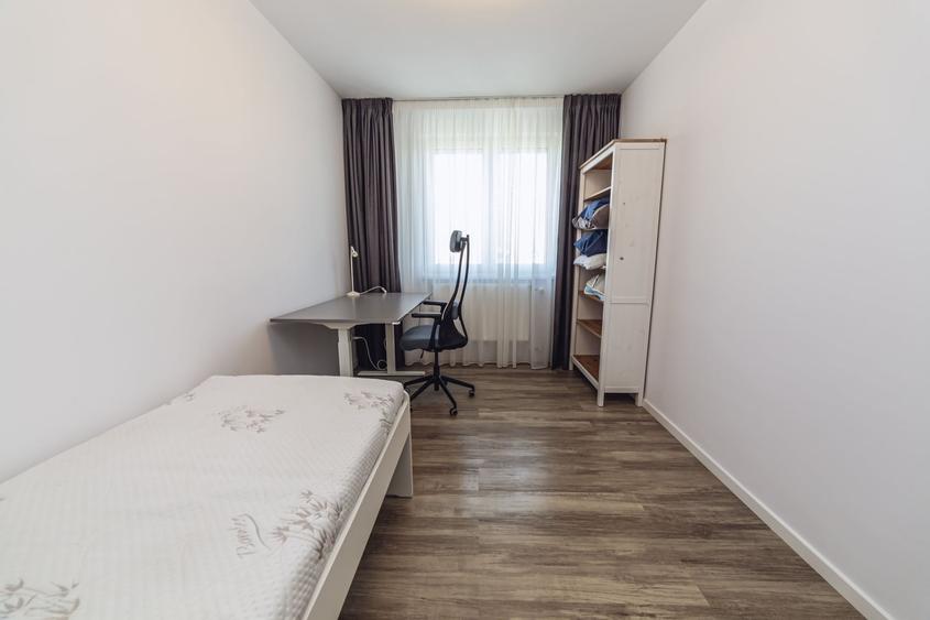 Apartament cu 3 camere semidecomandat, mobilat în Grivița