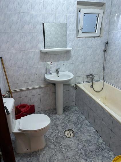 Apartament cu 2 camere semidecomandat în Dacia