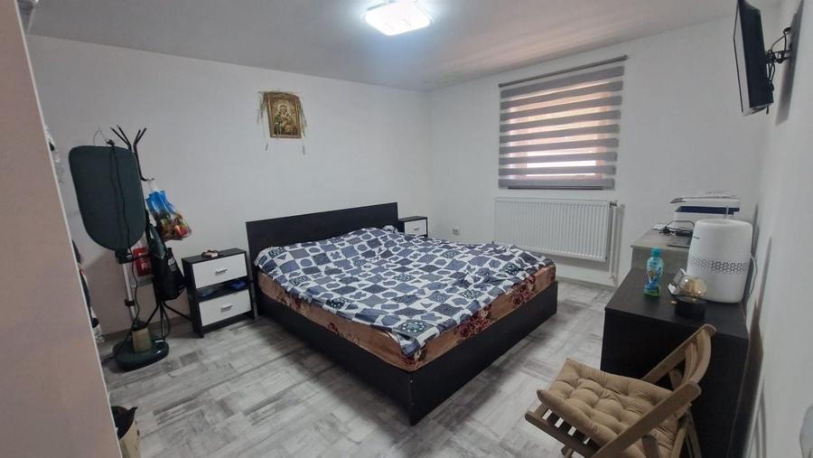 Casă cu 3 camere în Rotbav