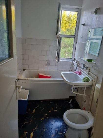 Apartament cu 2 camere nedecomandat în Central
