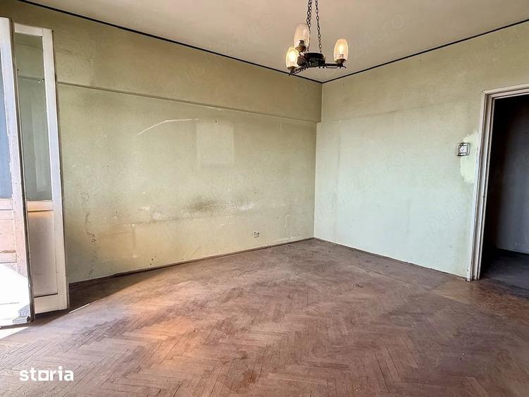 Apartament cu 3 camere decomandat în Central