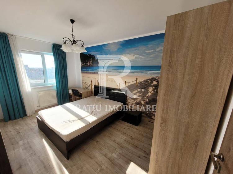Apartament cu 3 camere decomandat, mobilat în Central