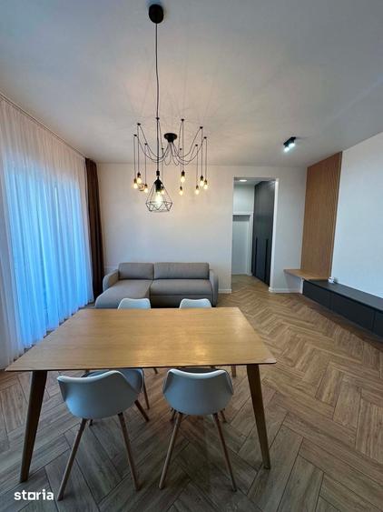 Apartament cu 2 camere semidecomandat în Botizului
