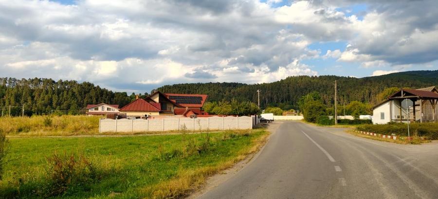 Teren Construcții intravilan de 3200 mp, în Teliu