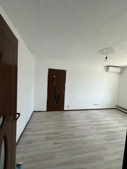 Apartament cu 2 camere decomandat în Rahova