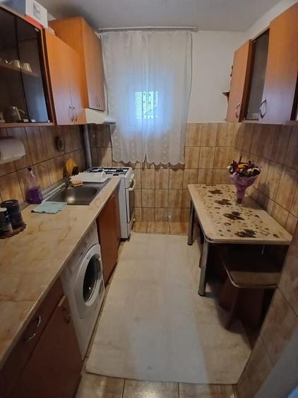 Apartament cu 2 camere decomandat în Șimian