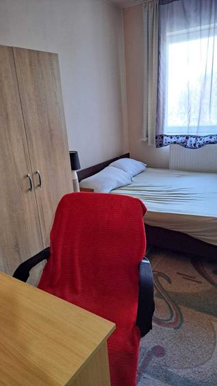 Apartament cu 3 camere decomandat în Micro 15