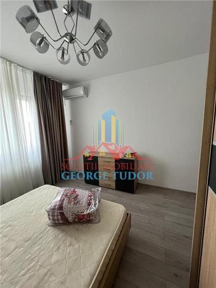 Apartament cu 2 camere decomandat în Păcii