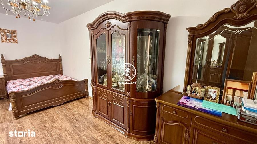 Casă cu 5 camere cu Teren 350 Mp în Bârnova