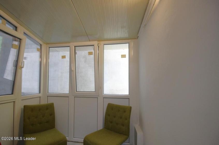 Piata Romana, 4 camere 138 MP total, Etaj 2/9, renovat - utilat, liber - 56