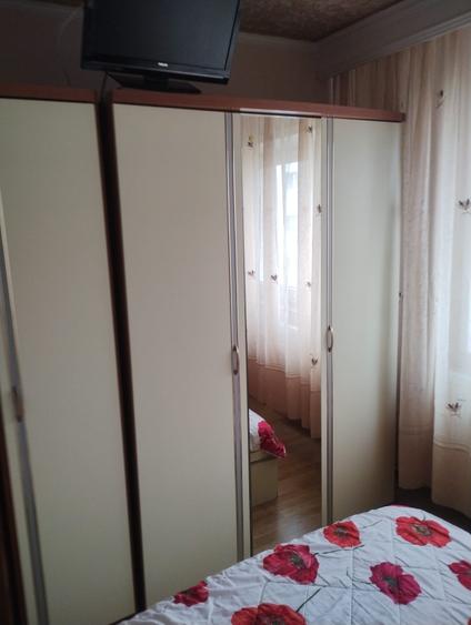 Apartament cu 3 camere decomandat în Inel II