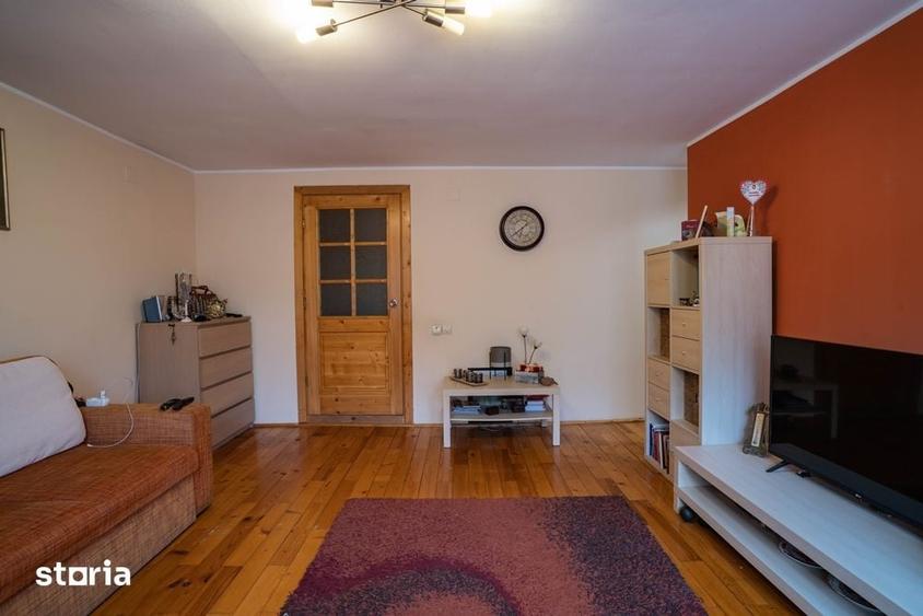 Casă cu Teren 556 Mp în Cernatu