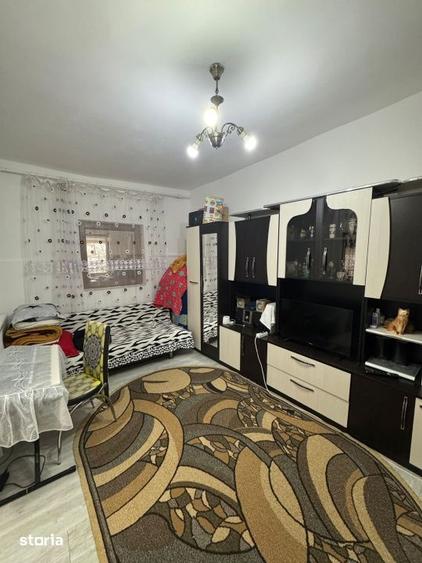 Casă cu 2 camere cu Teren 150 Mp în Valea Roșie