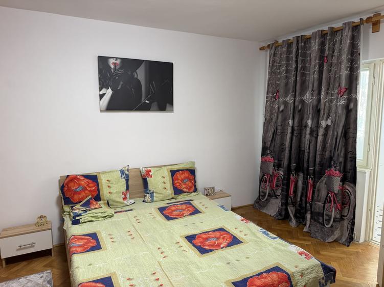 Apartament cu 2 camere semidecomandat, mobilat în Vasile Aaron