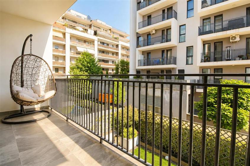 Apartament cu 3 camere decomandat, mobilat în Bună Ziua