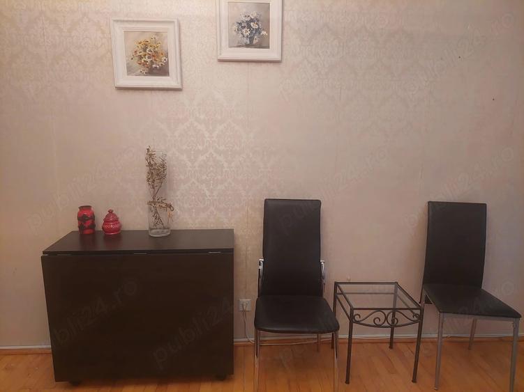 Apartament cu 4 camere decomandat, mobilat în Păcurari