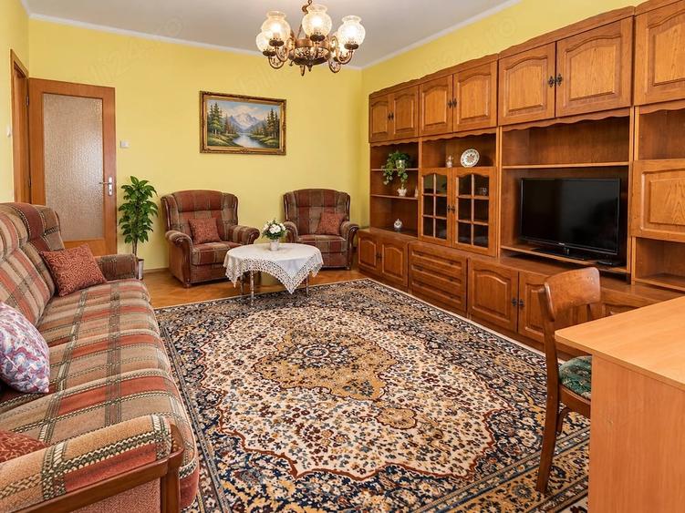 Apartament spatios 3 camere de inchiriat in zona Nord - 2