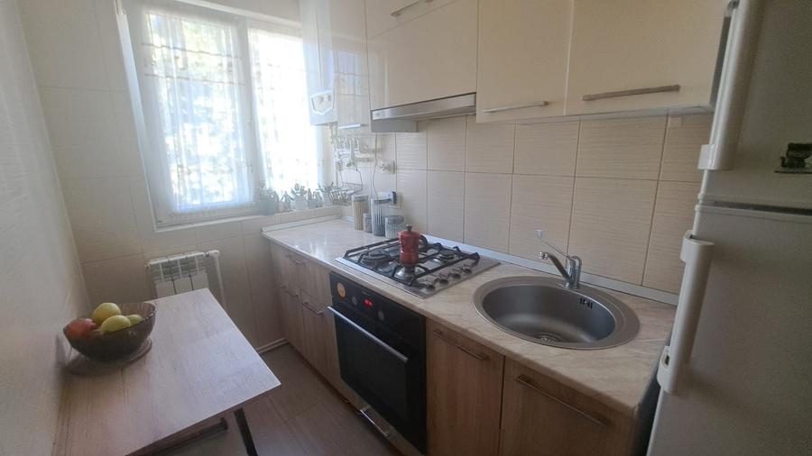 Apartament cu 2 camere nedecomandat în Narcisa