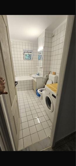 Apartament cu 2 camere decomandat în Ghiroda
