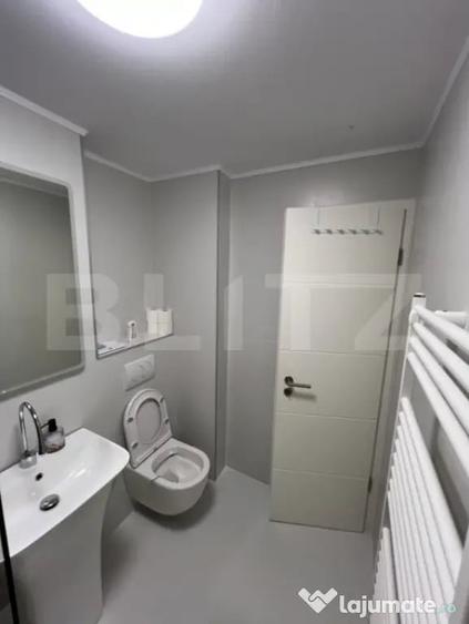 Apartament 3 camere, decomandat, parcare, zona UMF - 10