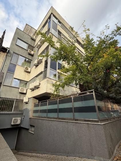 Apartament cu 2 camere decomandat, mobilat în Universitate