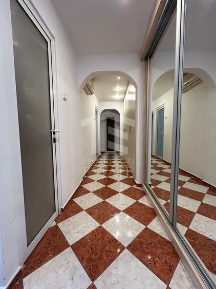 Apartament cu 3 camere decomandat, mobilat în Dacia