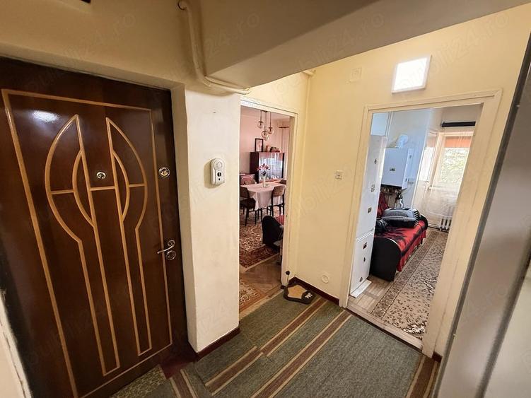 Apartament cu 3 camere decomandat în Ultracentral