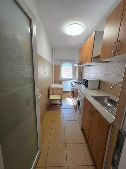 Garsonieră decomandată în Nerva Traian