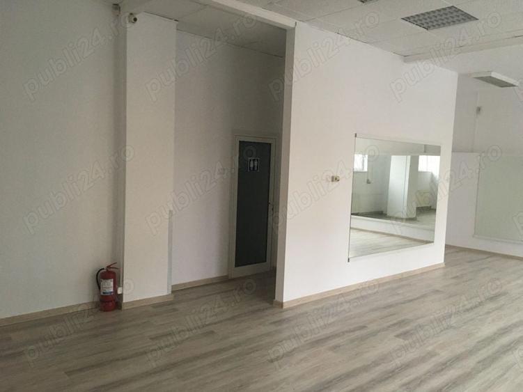 Casă cu 6 camere cu Teren 125 Mp în Central