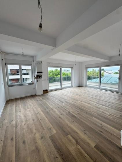 Apartament cu 2 camere decomandat în Siloz