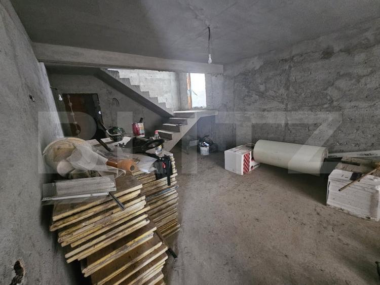 Casă individuală cu 4 camere cu Teren 500 Mp în Jelna