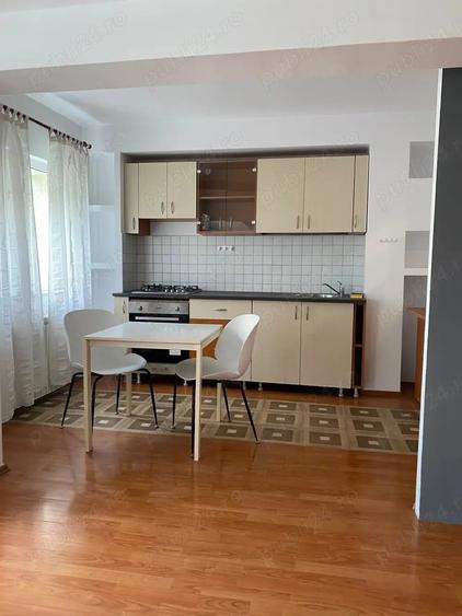Apartament cu 3 camere, mobilat în Ferme