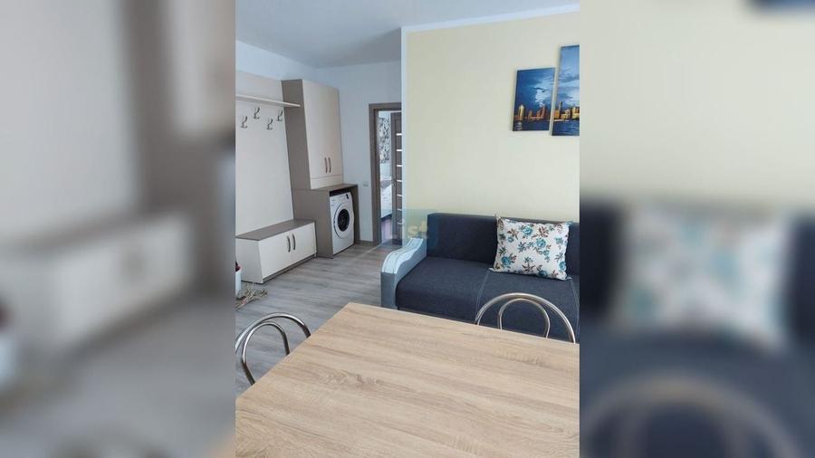 Apartament cu 3 camere semidecomandat, mobilat în Florești