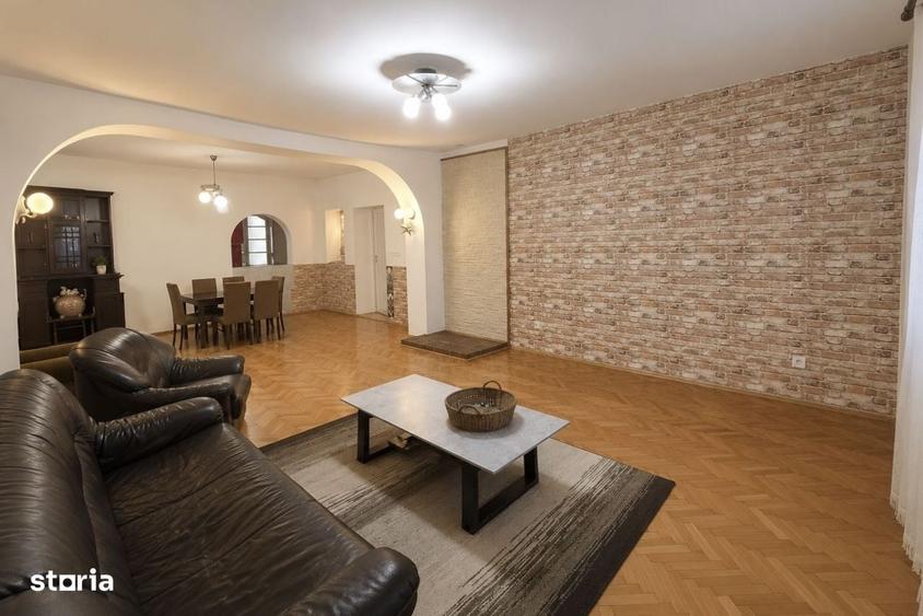 Casă cu 3 camere în Giroc