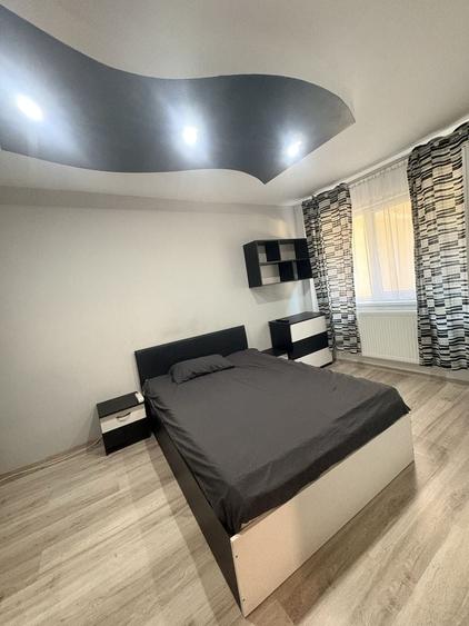 Apartament cu 2 camere semidecomandat în Dâmbovița