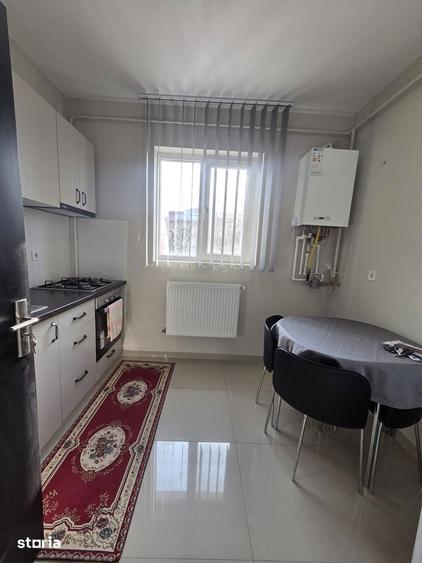 Apartament cu 2 camere decomandat în Ipotești
