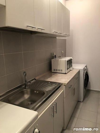 Garsonieră decomandată în Lipovei