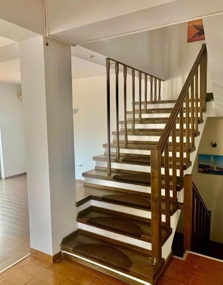 Casă cu 5 camere cu Teren 300 Mp în Brâncoveanu