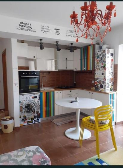 Apartament cu 2 camere decomandat în Cățelu