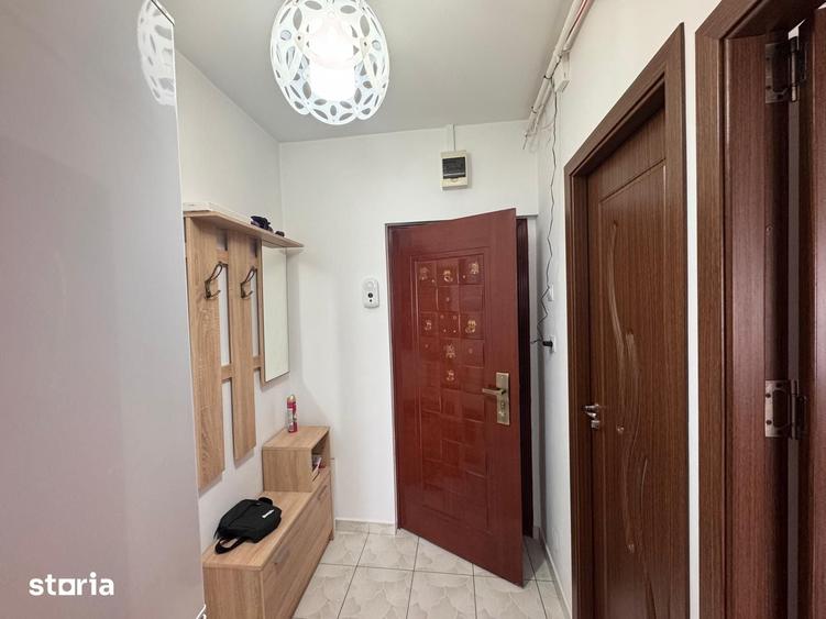 Garsonieră decomandată în Central