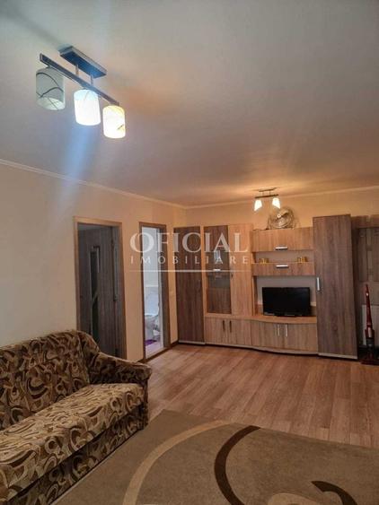 Apartament cu 2 camere semidecomandat, mobilat în Florești