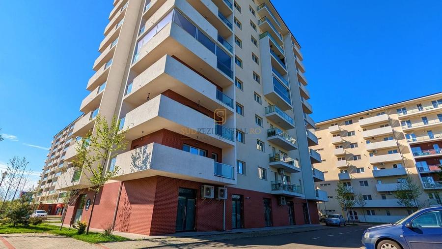 Spațiu comercial, de 89.769996643066 mp, în Berceni