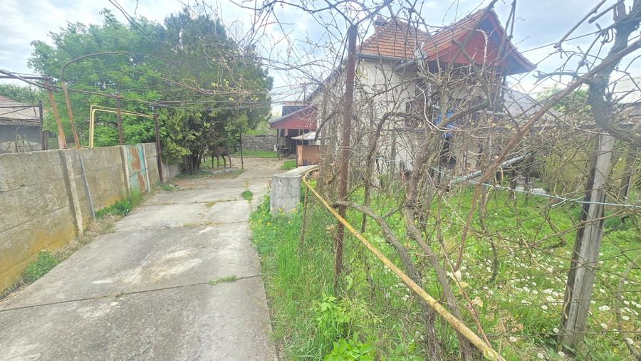 Casă cu 4 camere cu Canalizare în Gării