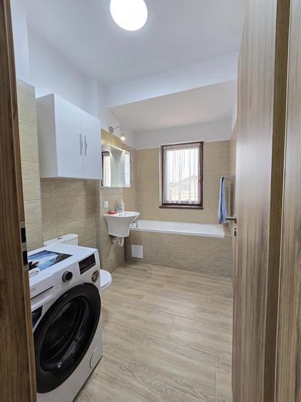 Apartament cu 2 camere decomandat, mobilat în Cristian