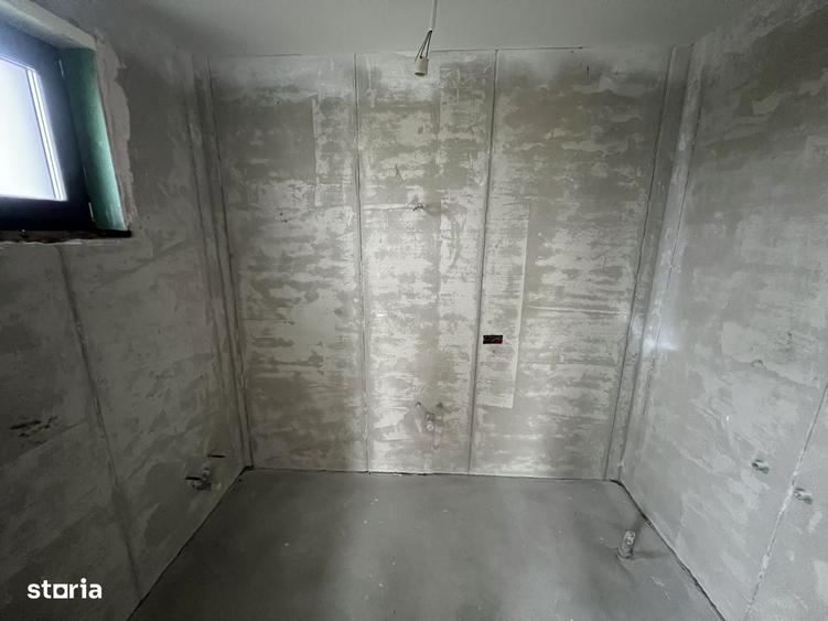 Casă cu 4 camere cu Teren 485 Mp în Vetiș