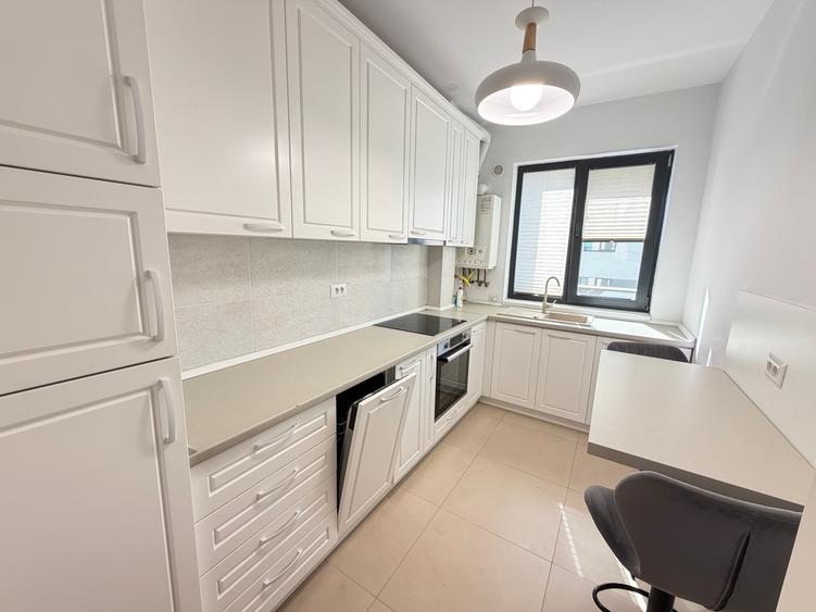 Apartament cu 2 camere decomandat în Păcurari