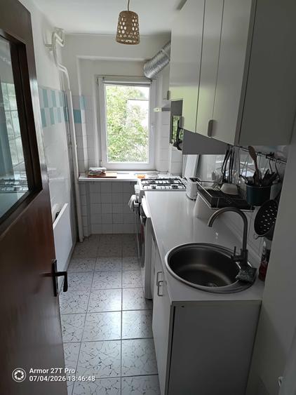 Apartament cu 2 camere decomandat în Berceni