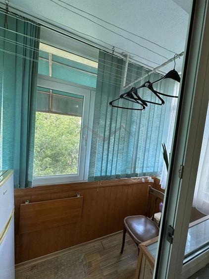 Garsonieră decomandată în Podu Roș